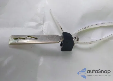 2024 Toyota Rav4 Xle Premium Hybrid из США, поврежденный, VIN 2T3B6RFV7RW048117